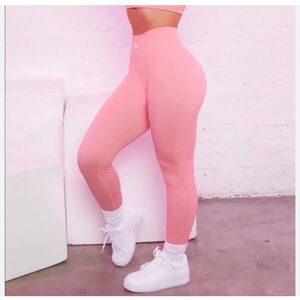 Bo+Tee workout leggings in rose